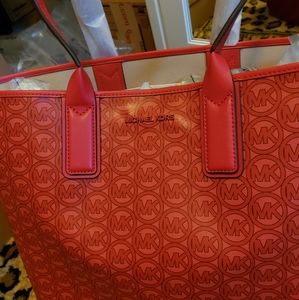 Michael Kors tote